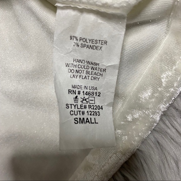 Forever 21 Crushed Velvet Cropped Cami🌟 - Picture 7 of 10